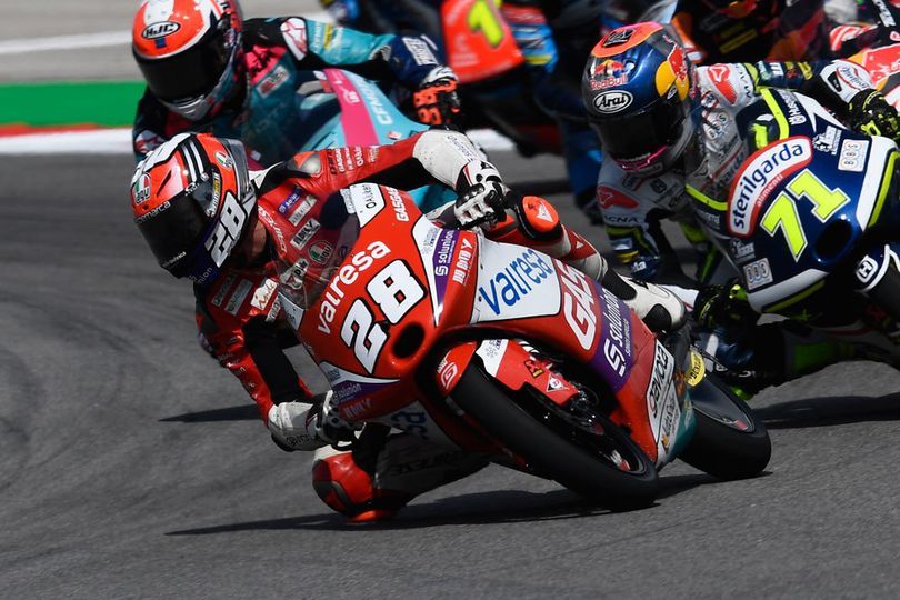 Hasil Kualifikasi Moto3 Jerman: Izan Guevara Sabet Pole, Kalahkan Dennis Foggia