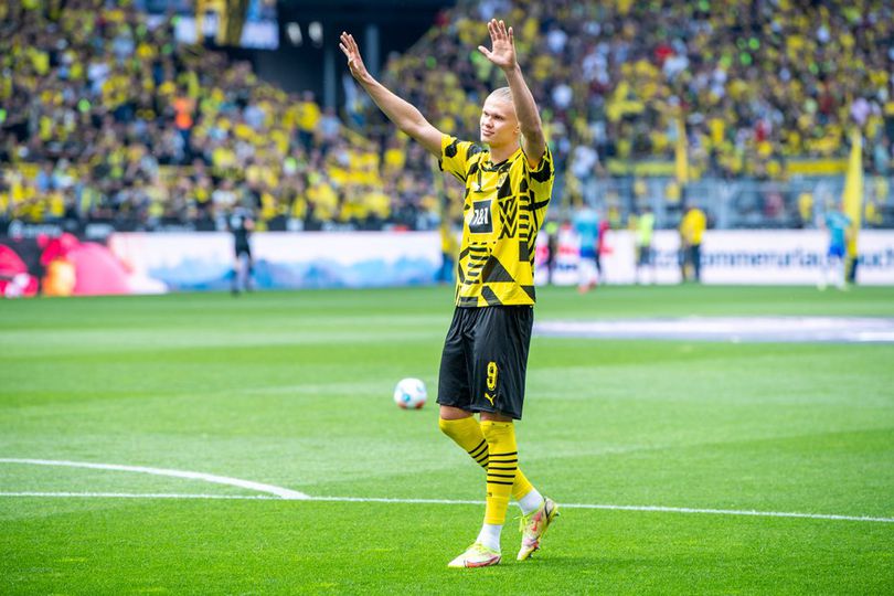 Mewah! Haaland Belikan Rekan-rekannya di Dortmund Jam Tangan Senilai Rp232 Juta!