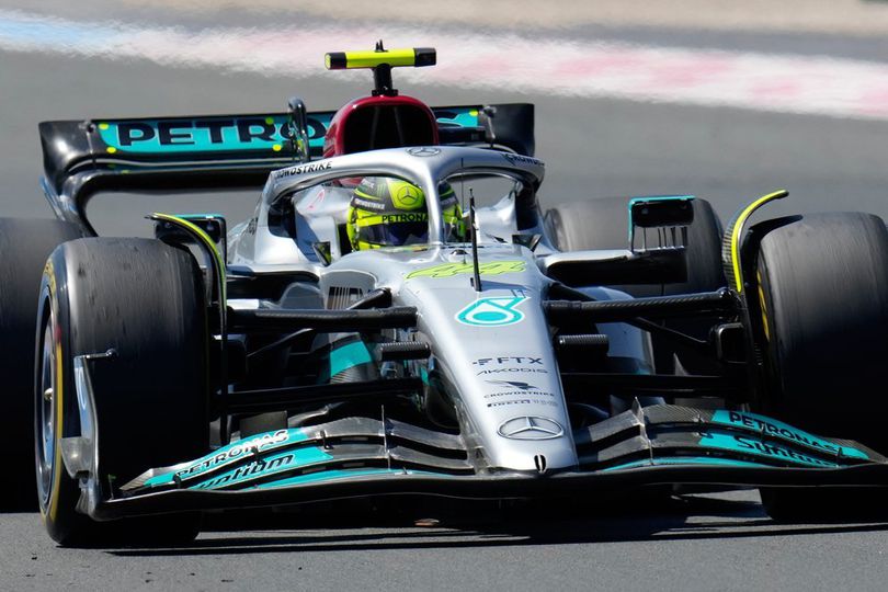 Hasil FP1 Formula 1 Abu Dhabi: Lewis Hamilton Tercepat, Banyak Tim Turunkan Rookie