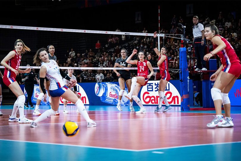 Aksi Tim Voli Putri dalam Pekan Ketiga Volleyball Nations League 2022 Aksi Tim Voli Putri dalam Pekan Ketiga Volleyball Nations League 2022