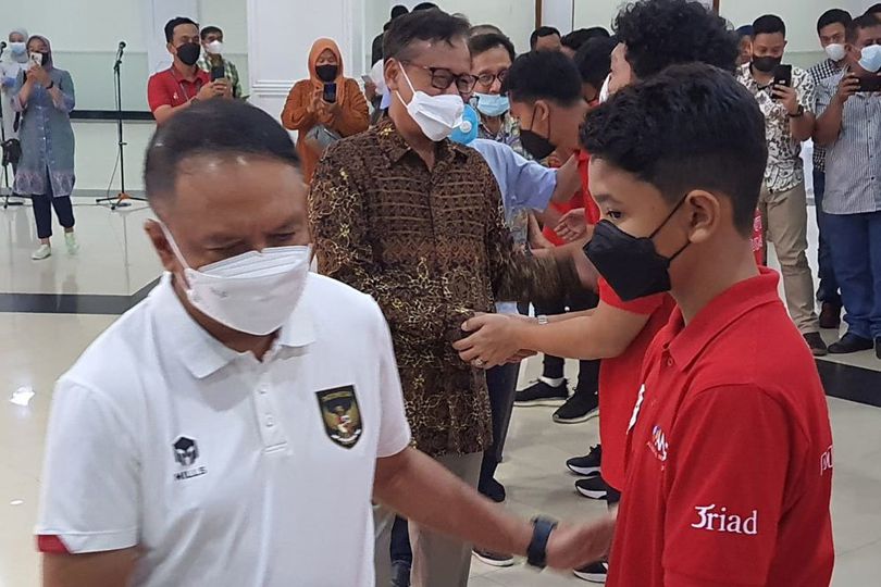 Menpora Lepas Tim IJSL untuk Gothia Cup 2022