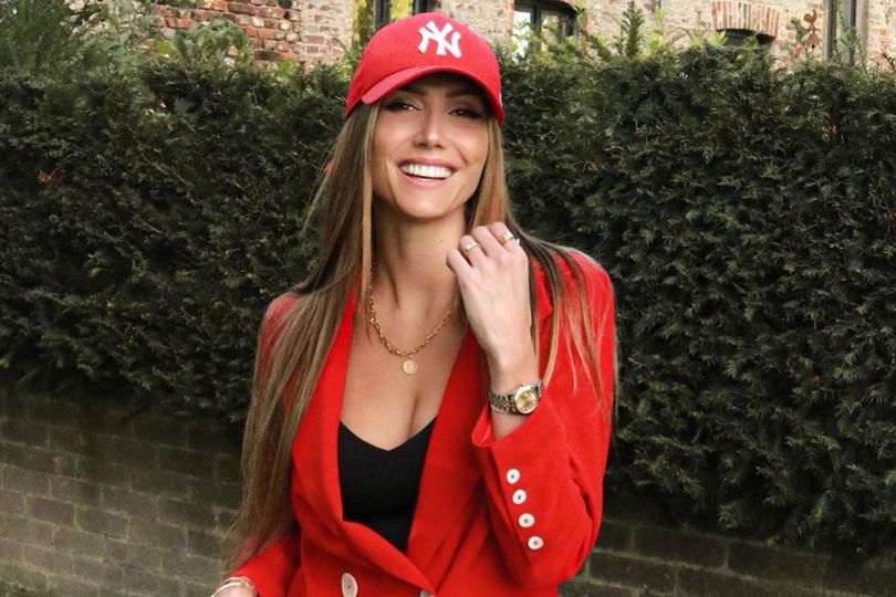 Noemie Happart, Mantan Miss Belgia yang Jatuh ke Pelukan Yannick Carrasco