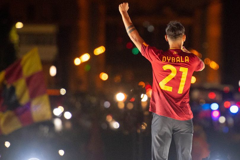 Paulo Dybala Menangis di Hadapan Fans AS Roma!