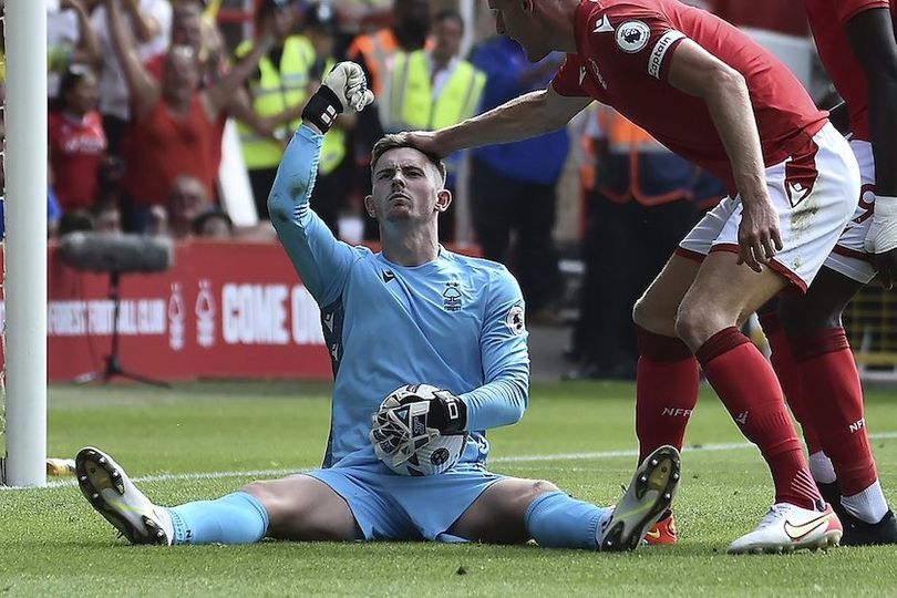 Tersingkir dari MU, Dean Henderson Tampil Menawan di Premier League Bersama Nottingham Forest Tersingkir dari MU, Dean Henderson Tampil Menawan di Premier League Bersama Nottingham Forest