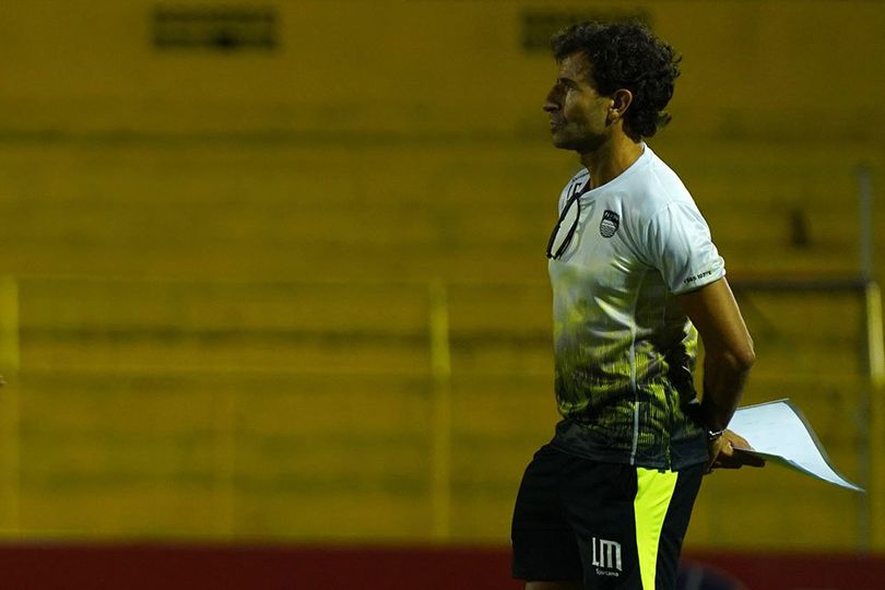 Luis Milla Melarang Pemain Persib Bandung Minum Saat Latihan, Apa Tujuannya?