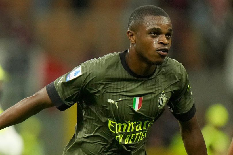 RESMI! AC Milan Perpanjang Kontrak Pierre Kalulu