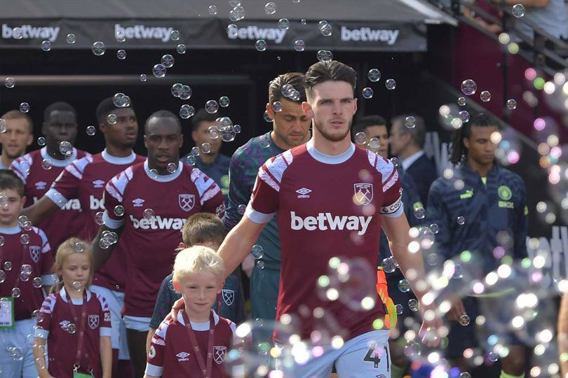 'Kaya' Tidak Selamanya Bahagia, West Ham Buktinya