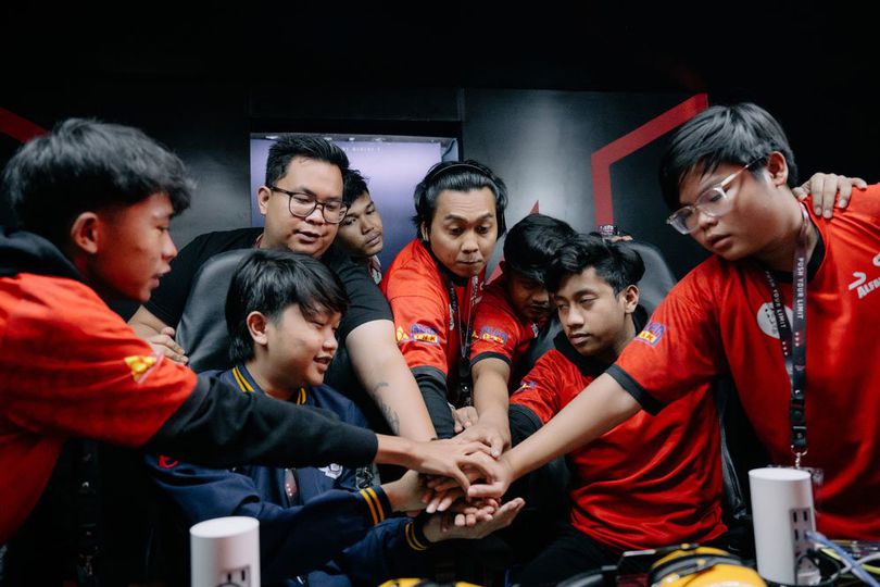 Kudeta EVOS Divine, SES Alfaink Juara Midseason FFML Season VI Divisi 1