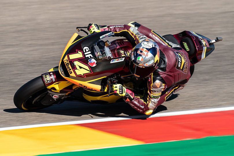 Garasi Marc VDS Terbakar di MotoGP Jepang, Suzuki dan Aprilia Nyaris Jadi Korban Garasi Marc VDS Terbakar di MotoGP Jepang, Suzuki dan Aprilia Nyaris Jadi Korban