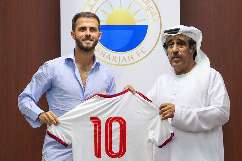 Putus Kontrak di Barcelona, Miralem Pjanic Resmi Gabung Klub Uni Emirat Arab, Sharjah FC