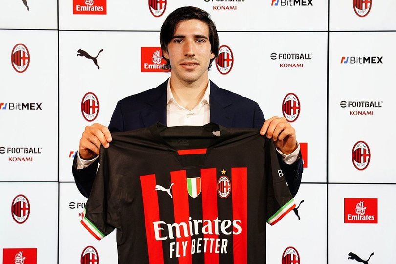 AC Milan Resmi Perpanjang Kontrak Sandro Tonali