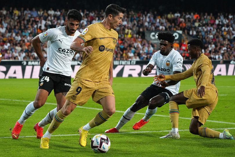 Barcelona Susah Payah Kalahkan Valencia: Dulu Messi, Sekarang Lewandowski Gendong Barca Barcelona Susah Payah Kalahkan Valencia: Dulu Messi, Sekarang Lewandowski Gendong Barca