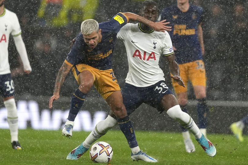 Kena Kartu Merah di Semifinal, Bruno Guimaraes Tetap Bisa Main Lawan MU di Final Carabao Cup