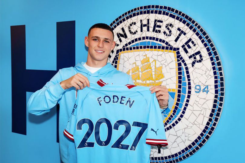 RESMI! Phil Foden Perpanjang Kontrak di Manchester City Sampai 2027 RESMI! Phil Foden Perpanjang Kontrak di Manchester City Sampai 2027