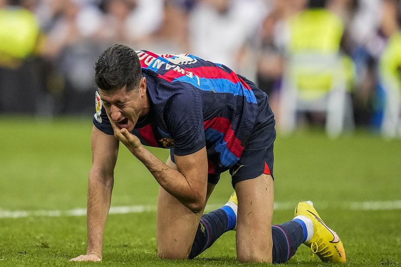 Lewandowski Tak Berkutik, El Clasico Teranyar Jadi Milik Real Madrid Lewandowski Tak Berkutik, El Clasico Teranyar Jadi Milik Real Madrid