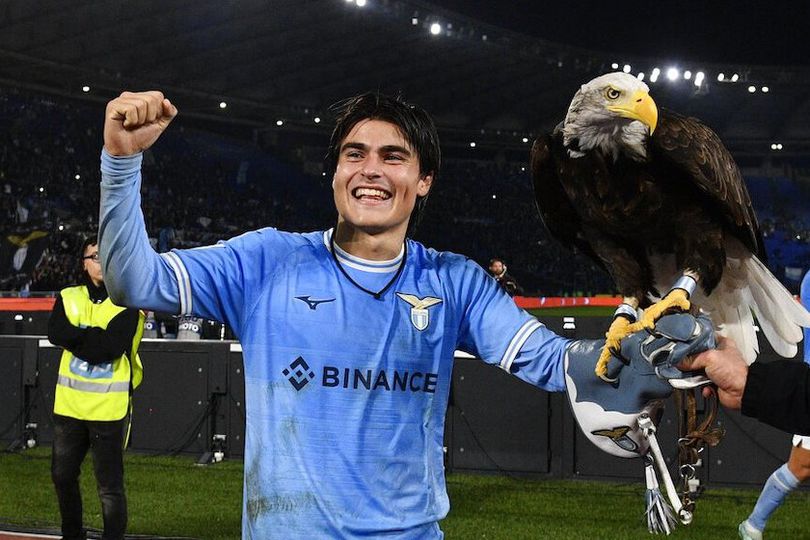 Ini Dia Bocah 17 Tahun yang Buat Lazio Merangsek ke Posisi Dua Klasemen Sementara Serie A Ini Dia Bocah 17 Tahun yang Buat Lazio Merangsek ke Posisi Dua Klasemen Sementara Serie A
