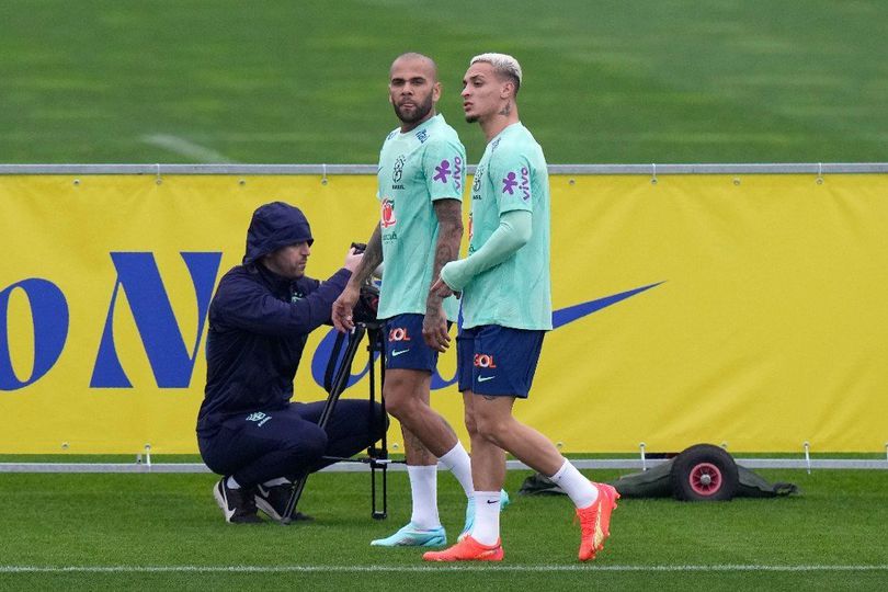 Antony Lagi-Lagi Pamer Skill Muter-Muter di Latihan Brasil, Susah Lho, Messi Aja Gak Bisa, Biar Apa Sih?