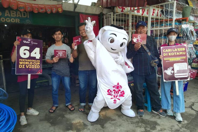 La'eeb Maskot Piala Dunia 2022 Nikmati Weekend dengan Keliling Pasar di Sidoarjo, Cimahi, dan Bogor La'eeb Maskot Piala Dunia 2022 Nikmati Weekend dengan Keliling Pasar di Sidoarjo, Cimahi, dan Bogor