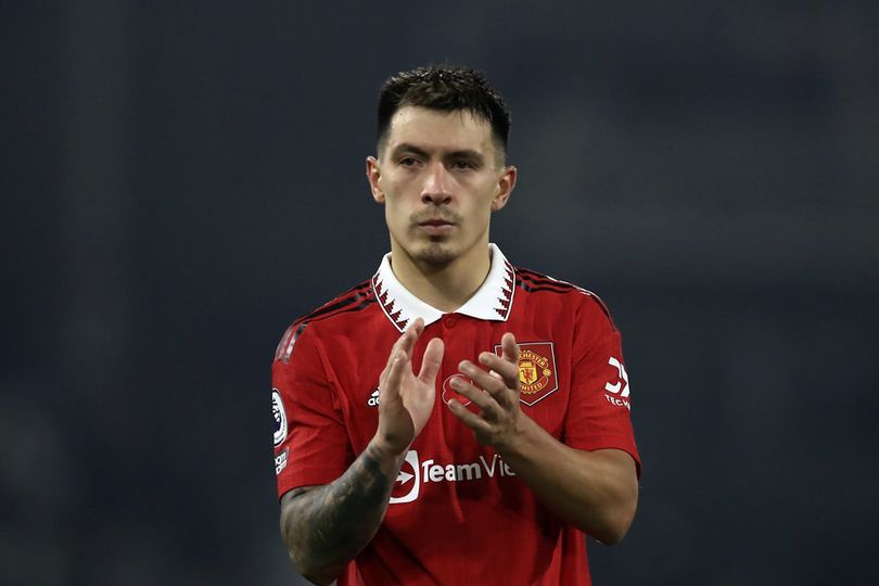 Manchester United vs Wolverhampton, Mengapa Lisandro Martinez Ditarik di Tengah Pertandingan?