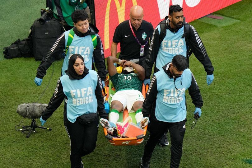 Alhamdulillah! Cedera Horor di Laga Argentina vs Arab Saudi, Kondisi Yasser Al-Shahrani Sudah Membaik