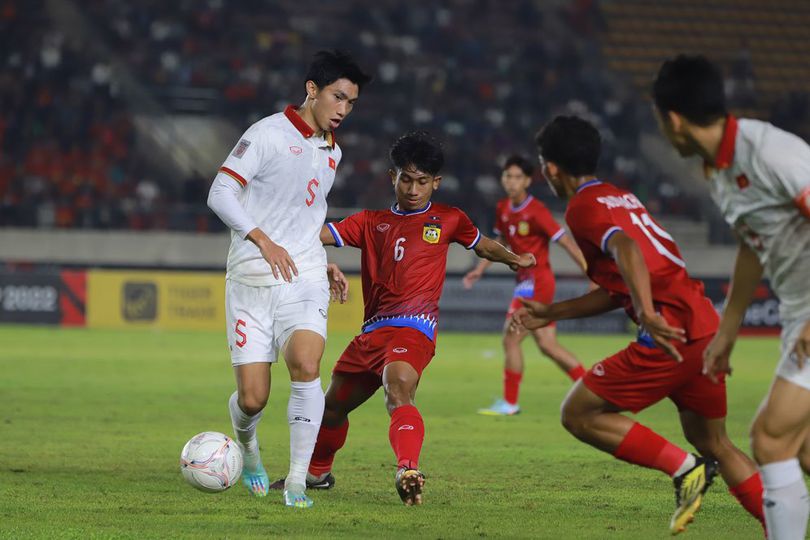 Dulu Cederai Evan Dimas dan Kini Main Kotor di Piala AFF 2022, Doan Van Hau Jadi Musuh Bersama Fans Indonesia & Malaysia