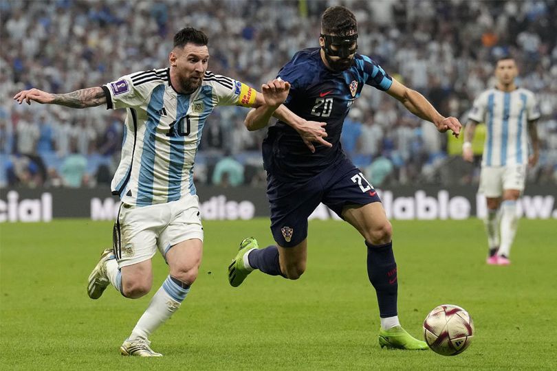 Gvardiol Akui Messi Lebih Sulit Dihentikan Saat Main Bareng Argentina