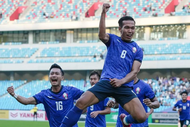3 Pemain Berbahaya Timnas Kamboja yang Wajib Diwaspadai Timnas Indonesia 3 Pemain Berbahaya Timnas Kamboja yang Wajib Diwaspadai Timnas Indonesia