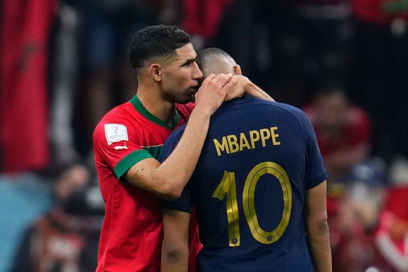 Bromance Kylian Mbappe dan Achraf Hakimi: Rival Selama 90 Menit, Lalu Kembali Jadi Bestie, So Sweet!