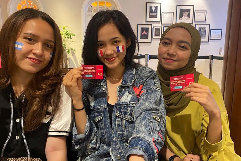 Trio Dara Cantik Nikmati Nobar Piala Dunia 2022 di Bioskop Persembahan Vidio Trio Dara Cantik Nikmati Nobar Piala Dunia 2022 di Bioskop Persembahan Vidio