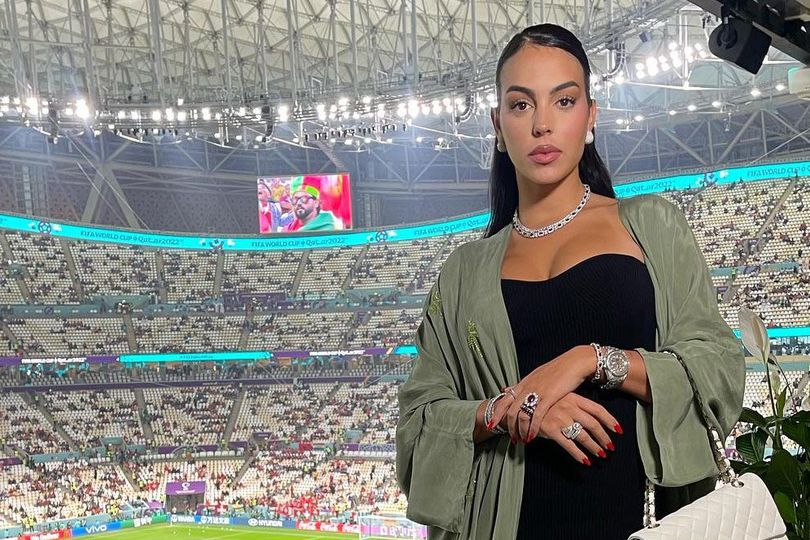 Kehidupan Baru Georgina Rodriguez di Arab Saudi: Bangun Jam 6.30, Antar Anak Sekolah, dan Ronaldo Masih Tidur