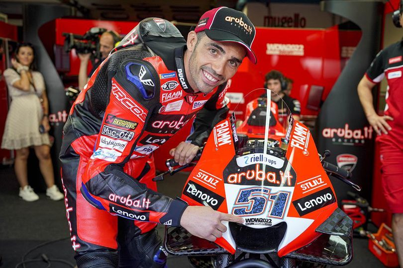 Michele Pirro, Test Rider Pahlawan Ducati: Menderita di Era Valentino Rossi, Jaya di Era Pecco Bagnaia Michele Pirro, Test Rider Pahlawan Ducati: Menderita di Era Valentino Rossi, Jaya di Era Pecco Bagnaia