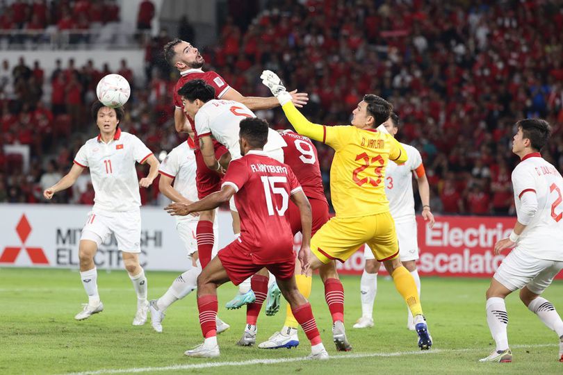 Piala AFF 2022: Kiper Vietnam Puji Atmosfer GBK, Singgung Tekanan Suporter Indonesia