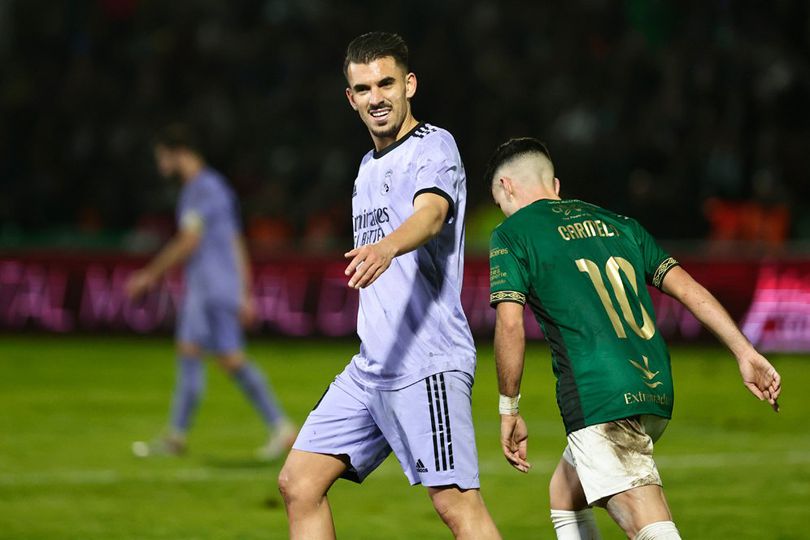 Gak Jadi Pergi, Dani Ceballos Resmi Teken Kontrak Baru di Real Madrid