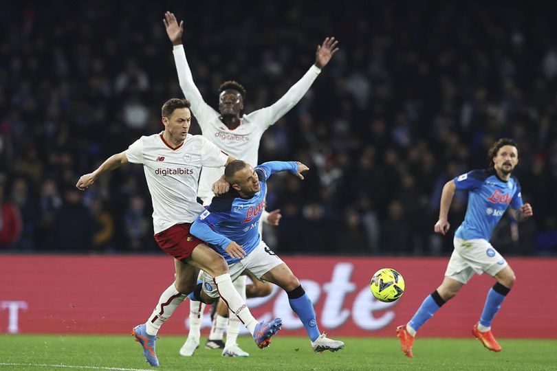 AS Roma Diringkus Napoli: Kecewa, Tapi Mainnya Oke sih