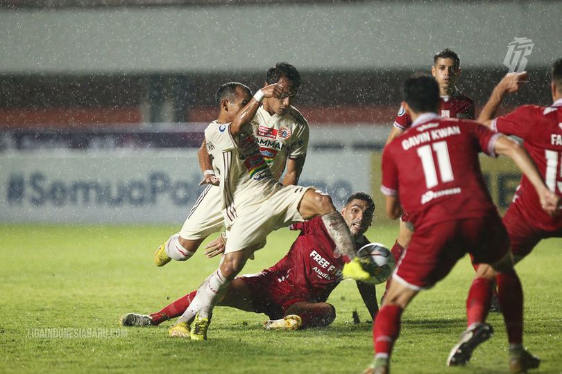 persis-solo-persija-_1fa0b57.jpg