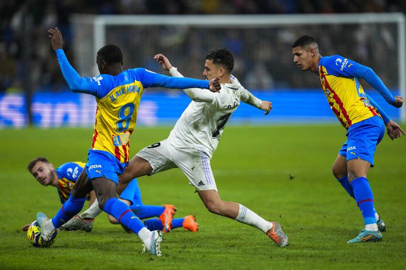 Real Madrid 2-0 Valencia: Dani Ceballos Kelas!