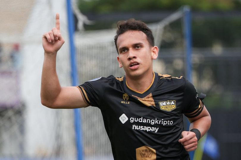 Egy Cetak Gol ke Gawang MU di Laga Debut Bersama Dewa United Egy Cetak Gol ke Gawang MU di Laga Debut Bersama Dewa United