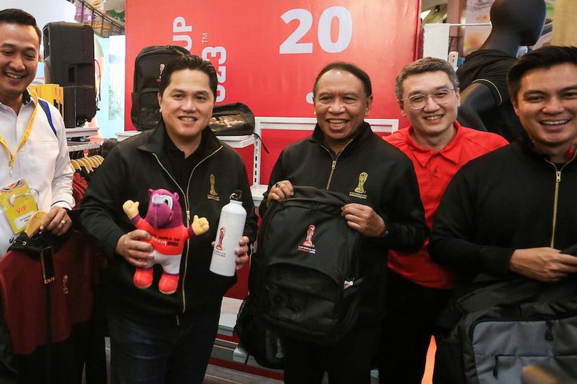 JUARAGA Bersama Erick Thohir Rilis Merchandise Resmi Piala Dunia U-20 2023 JUARAGA Bersama Erick Thohir Rilis Merchandise Resmi Piala Dunia U-20 2023