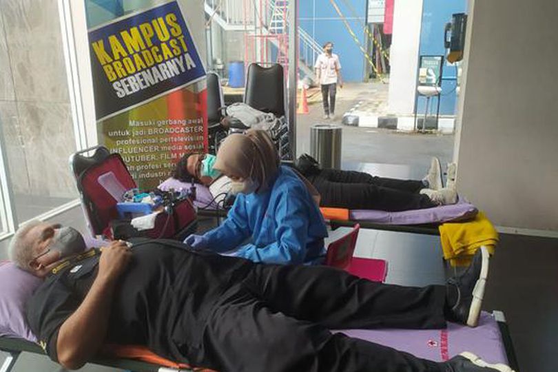 Dies Natalies ke-25 ATVI Diawali dengan Kegiatan Donor Darah Dies Natalies ke-25 ATVI Diawali dengan Kegiatan Donor Darah