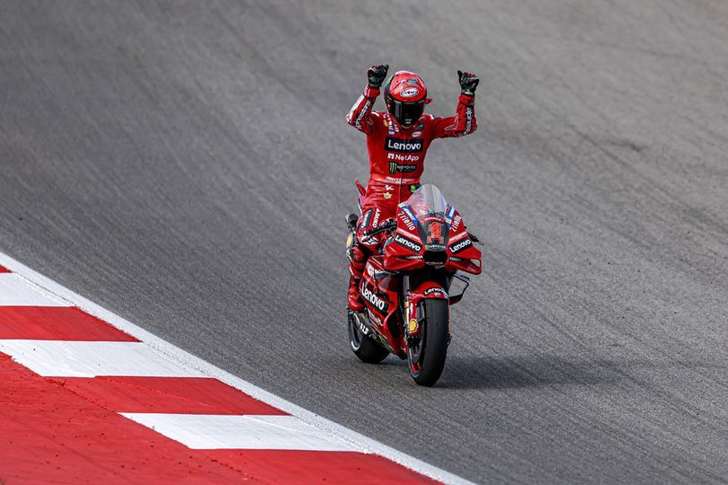 Hasil Balapan MotoGP Portugal: Marquez Tabrak Oliveira, Bagnaia Menang