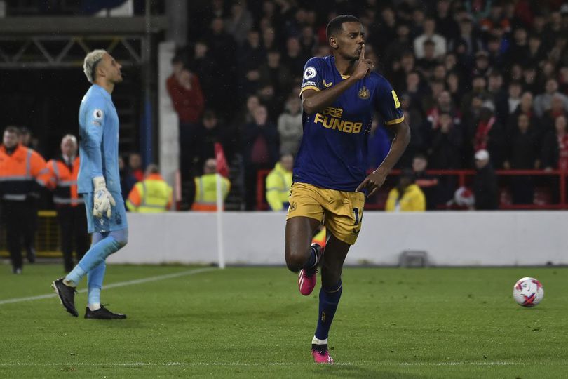 Jika Alexander Isak Gabung, Begini 5 Formasi Gila Liverpool dengan Mo Salah, Wirtz, dan Ekitike!