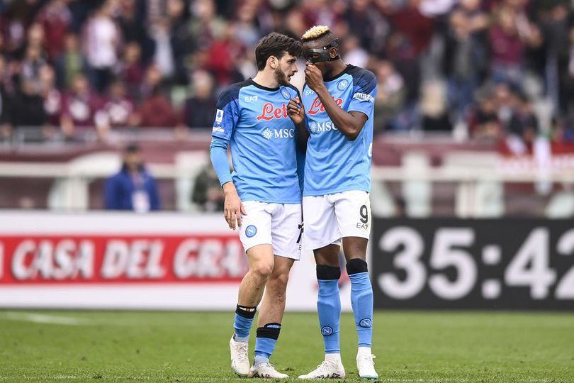 4 Alasan Napoli Berpeluang Bekuk AC Milan: Duo Osimhem dan Kvara Sedang Panas!