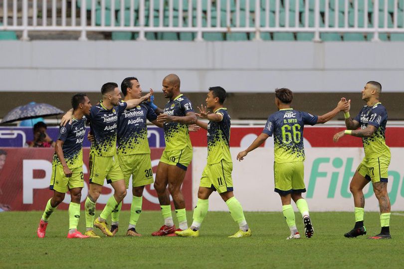 Hasil BRI Liga 1 Persib Bandung vs Dewa United: Skor 2-1