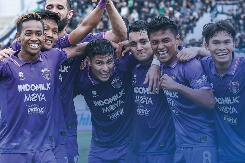 Link Nonton Live Streaming Persita Tangerang vs Persib Bandung, Minggu 9 April 2023