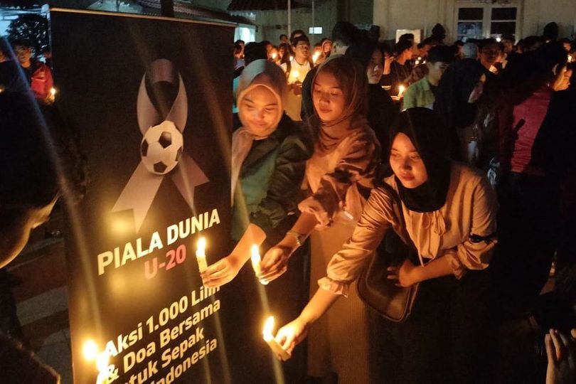 GSR Gelar Aksi 1000 Lilin untuk Doakan Kebangkitan Sepak Bola Indonesia