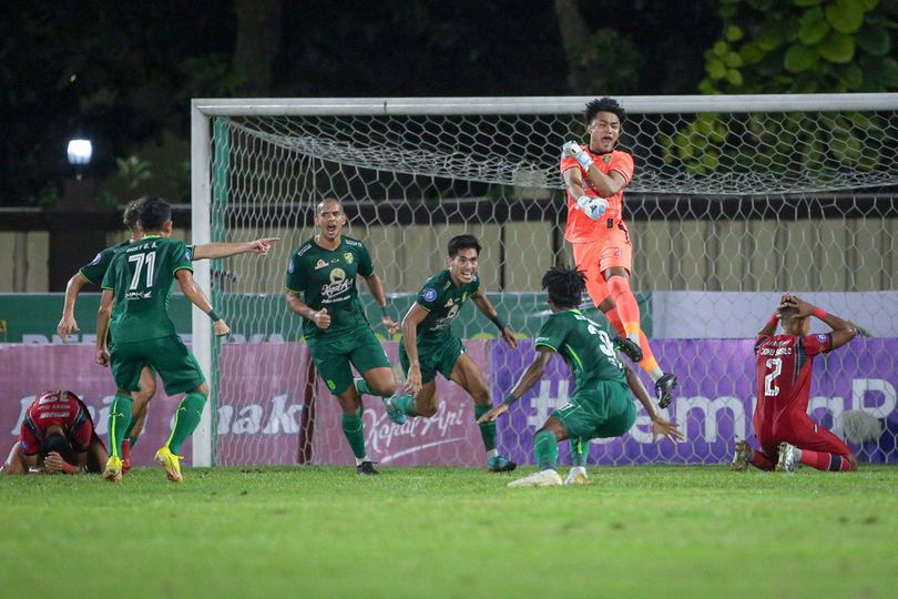 Persebaya Segera Hubungi Indra Sjafri Untuk Kembali Gunakan Ernando Ari dan Salman Alfarid