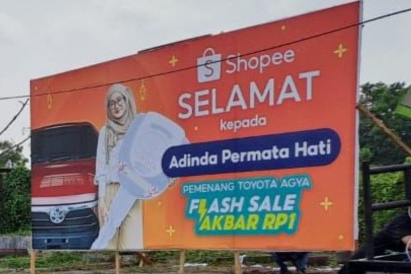 Wajahnya Muncul di Medan, Ini Wanita Hoki yang Jadi Pemenang Flash Sale Mobil Rp1