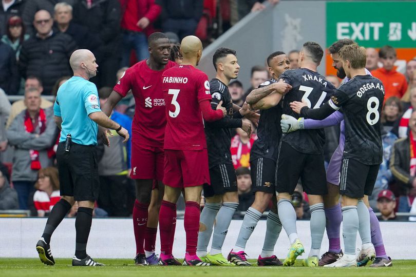 8 Pelajaran Duel Liverpool vs Arsenal: Kontroversi Hakim Garis, Xhaka tak Belajar dari Arteta, Perburuan Gelar EPL Makin Seru