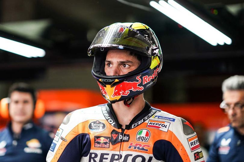 Kecelakaan Ke-12 Kali, Joan Mir Cedera Tangan dan Mundur dari MotoGP Italia