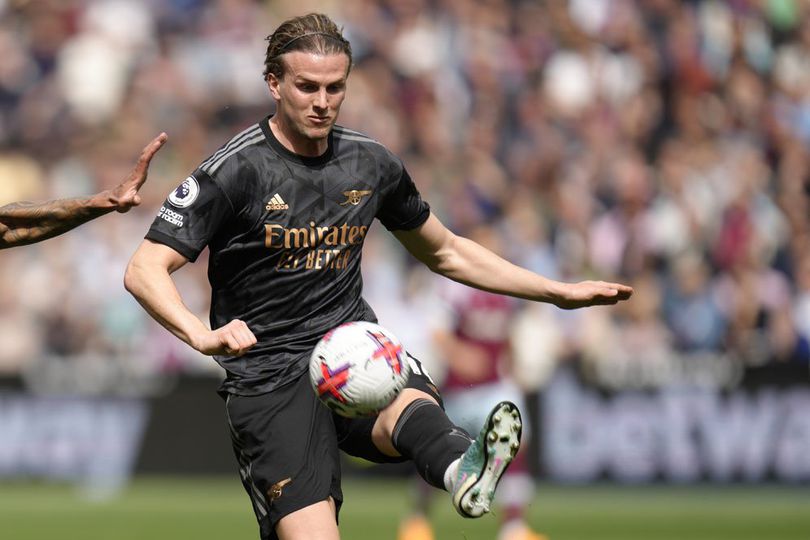 Arsenal Berpisah dengan Rob Holding